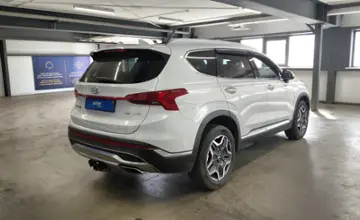 Hyundai Santa Fe 2022 года за 14 000 000 тг. в Астана фото 3