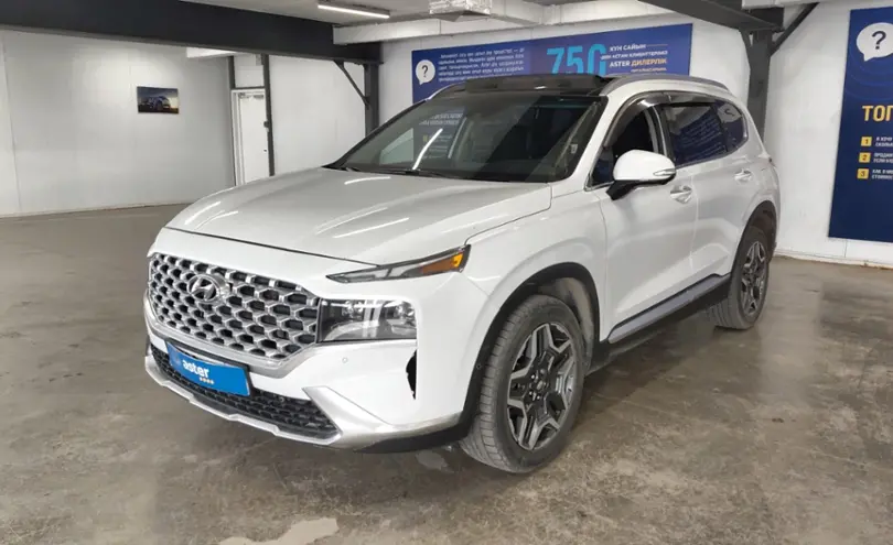 Hyundai Santa Fe 2022 года за 14 000 000 тг. в Астана