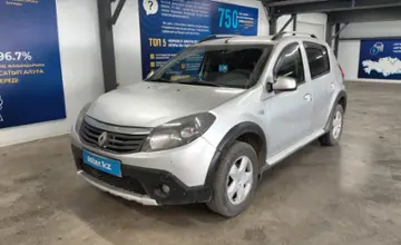 Renault Sandero 2014 года за 5 500 000 тг. в Астана фото 1