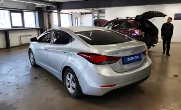 Hyundai Elantra 2015 года за 5 500 000 тг. в Астана фото 4