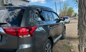 Mitsubishi Outlander 2019 года за 10 500 000 тг. в Карагандинская область фото 3