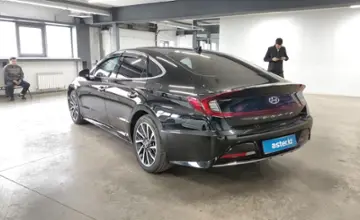Hyundai Sonata 2021 года за 12 000 000 тг. в Астана фото 4