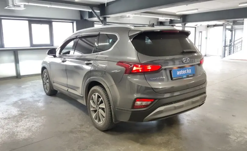 Hyundai Santa Fe 2020 года за 12 900 000 тг. в Астана фото 4