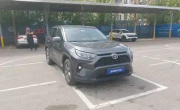 Toyota RAV4 2022 года за 14 000 000 тг. в Алматы фото 2