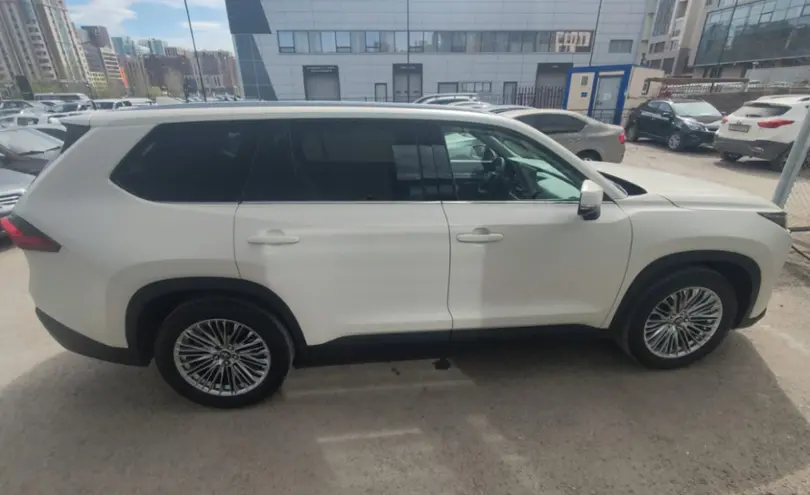 Toyota Grand Highlander 2023 года за 32 000 000 тг. в Астана фото 4