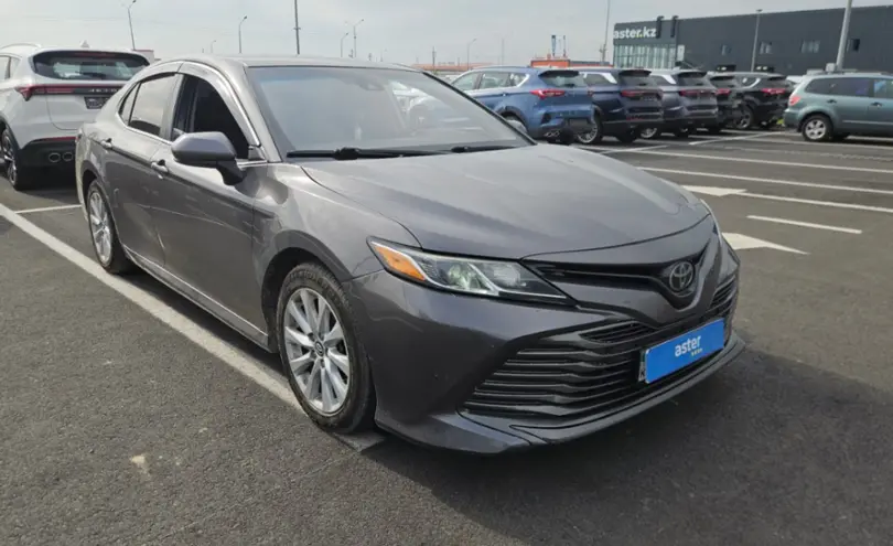 Toyota Camry 2019 года за 12 000 000 тг. в Алматы фото 3