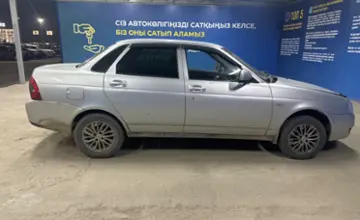 LADA (ВАЗ) Priora 2011 года за 1 000 000 тг. в Алматы фото 4