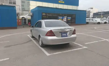 Mercedes-Benz C-Класс 2002 года за 2 500 000 тг. в Алматы фото 4