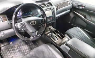Toyota Camry 2017 года за 10 500 000 тг. в Астана фото 5