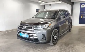 Toyota Highlander 2018 года за 17 500 000 тг. в Астана фото 1