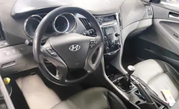 Hyundai Sonata 2010 года за 5 500 000 тг. в Астана фото 5