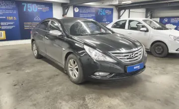 Hyundai Sonata 2010 года за 5 500 000 тг. в Астана фото 2