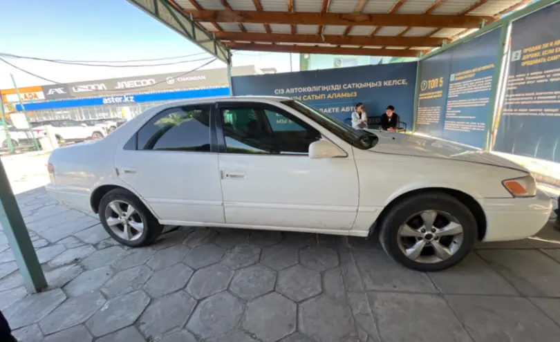 Toyota Camry 1998 года за 3 000 000 тг. в Талдыкорган фото 4