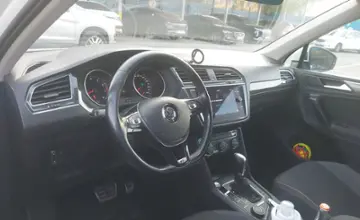 Volkswagen Tiguan 2018 года за 10 000 000 тг. в Алматы фото 5