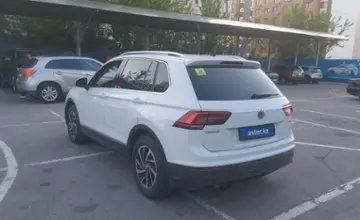 Volkswagen Tiguan 2018 года за 10 000 000 тг. в Алматы фото 4