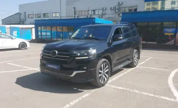 Toyota Land Cruiser 2018 года за 40 000 000 тг. в Алматы фото 1