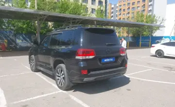 Toyota Land Cruiser 2018 года за 40 000 000 тг. в Алматы фото 4
