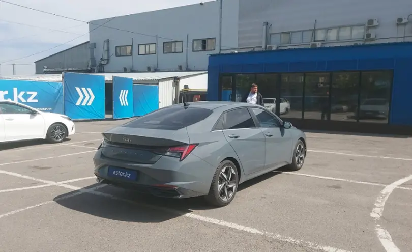 Hyundai Elantra 2021 года за 8 000 000 тг. в Алматы фото 3