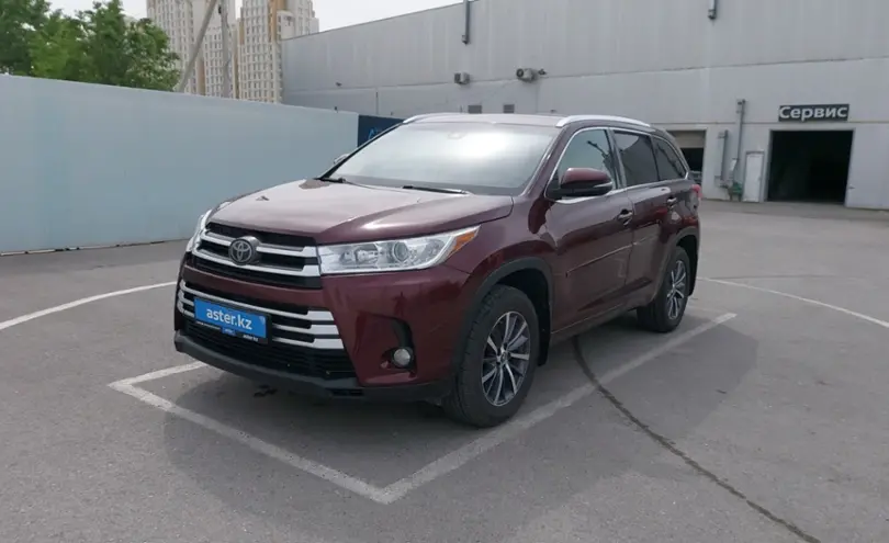 Toyota Highlander 2018 года за 17 500 000 тг. в Шымкент
