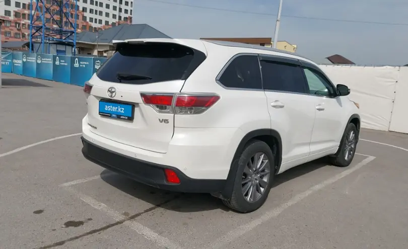 Toyota Highlander 2015 года за 15 000 000 тг. в Шымкент фото 3