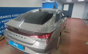 Hyundai Elantra 2021 года за 7 500 000 тг. в Астана