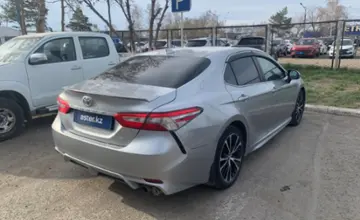 Toyota Camry 2019 года за 10 500 000 тг. в Павлодар