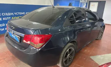 Chevrolet Cruze 2011 года за 3 000 000 тг. в Астана