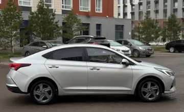 Hyundai Accent 2021 года за 7 300 000 тг. в Астана