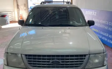 Ford Explorer 2005 года за 5 500 000 тг. в Астана фото 2