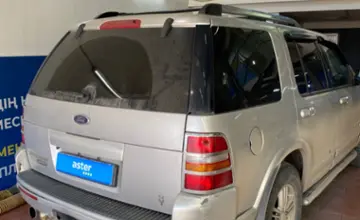 Ford Explorer 2005 года за 5 500 000 тг. в Астана