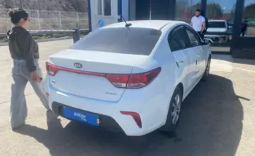 Kia Rio 2019 года за 5 000 000 тг. в Усть-Каменогорск