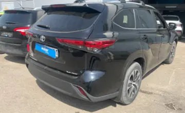 Toyota Highlander 2022 года за 18 000 000 тг. в Астана