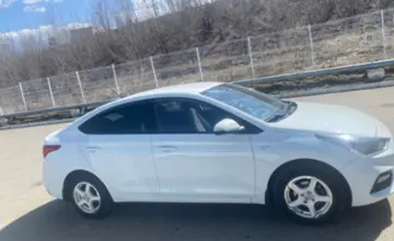 Hyundai Accent 2018 года за 5 500 000 тг. в Усть-Каменогорск фото 4