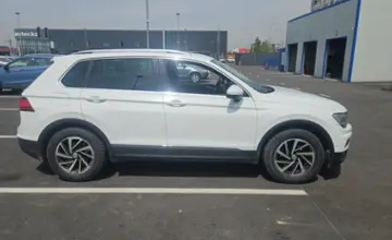 Volkswagen Tiguan 2018 года за 8 000 000 тг. в Алматы фото 4