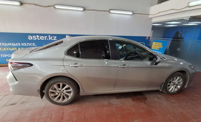 Toyota Camry 2021 года за 13 000 000 тг. в Астана фото 4