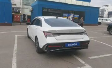 Hyundai Elantra 2024 года за 8 200 000 тг. в Алматы фото 4