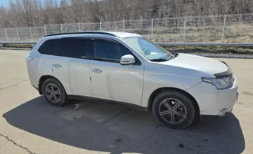 Mitsubishi Outlander 2012 года за 6 500 000 тг. в Усть-Каменогорск фото 4