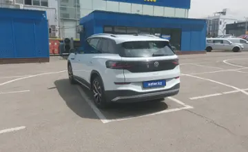 Volkswagen ID.6 2022 года за 12 000 000 тг. в Алматы фото 4