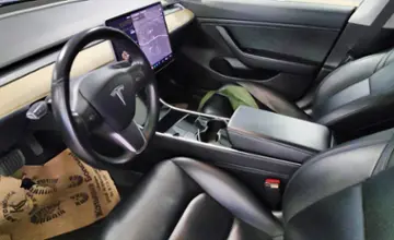 Tesla Model 3 2019 года за 10 000 000 тг. в Астана фото 5