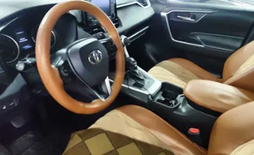 Toyota RAV4 2019 года за 12 000 000 тг. в Астана фото 5
