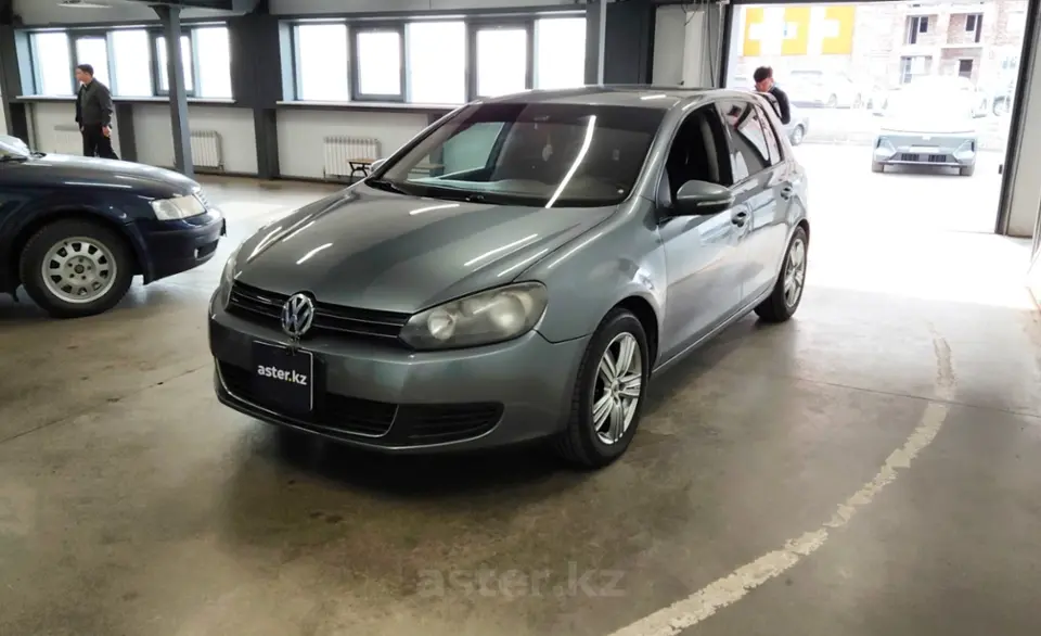 Volkswagen Golf 2010 года за 4 500 000 тг. в Астана