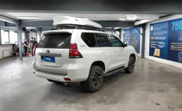 Toyota Land Cruiser Prado 2021 года за 26 000 000 тг. в Астана фото 3