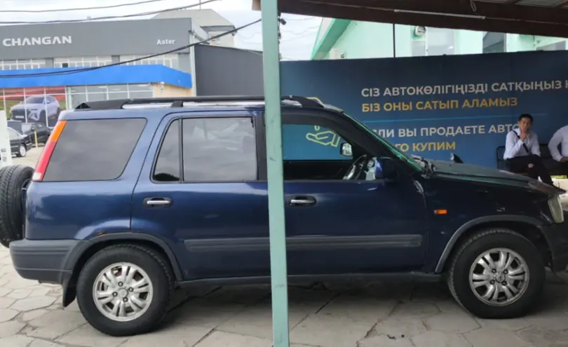 Honda CR-V 1996 года за 2 000 000 тг. в Талдыкорган фото 4