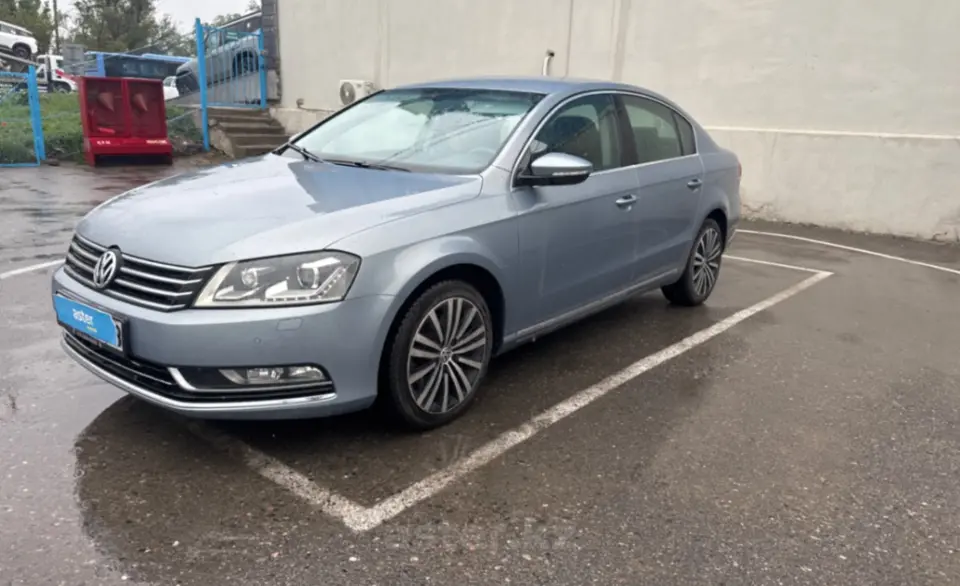 Volkswagen Passat 2011 года за 5 500 000 тг. в Тараз