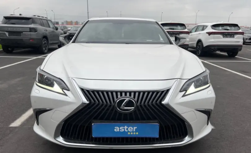 Lexus ES 2021 года за 20 000 000 тг. в Алматы фото 2
