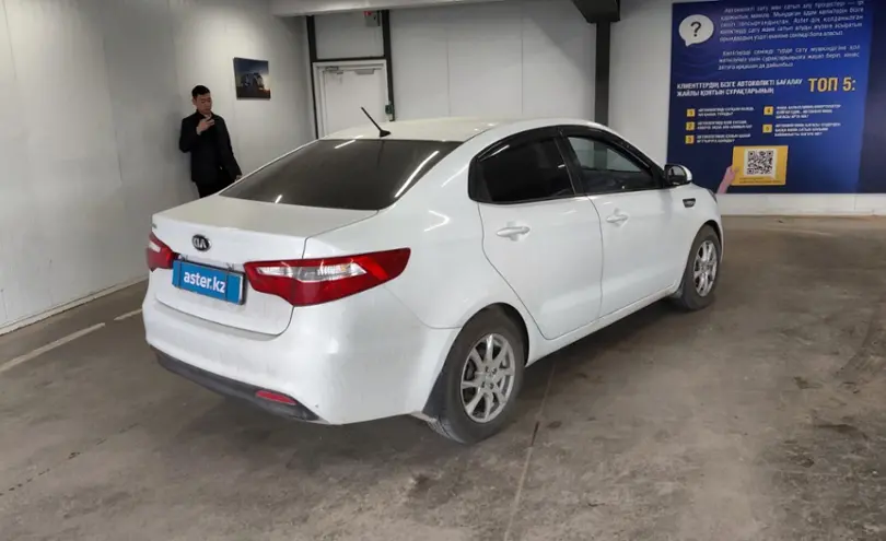 Kia Rio 2015 года за 4 250 000 тг. в Астана фото 3