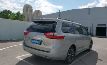 Toyota Sienna 2018 года за 19 500 000 тг. в Шымкент фото 3