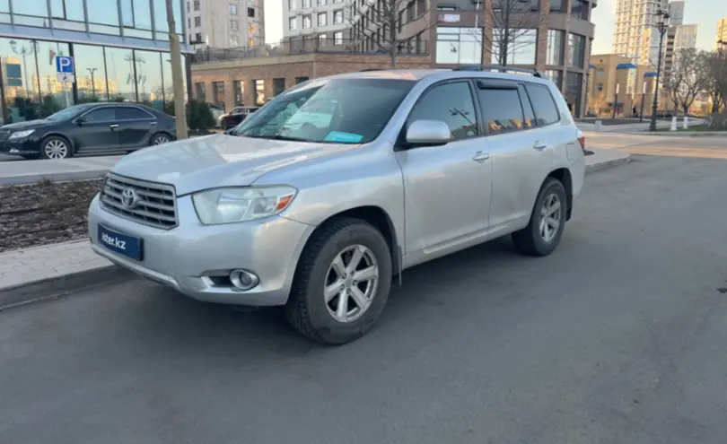 Toyota Highlander 2008 года за 9 500 000 тг. в Астана