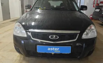 LADA (ВАЗ) Priora 2010 года за 1 100 000 тг. в Актобе фото 2