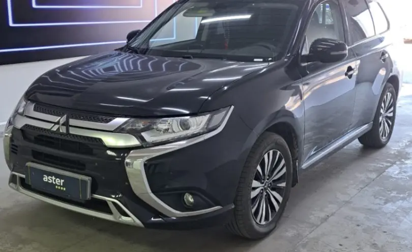 Mitsubishi Outlander 2022 года за 10 000 000 тг. в Павлодар